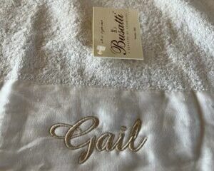 Embroidered single name